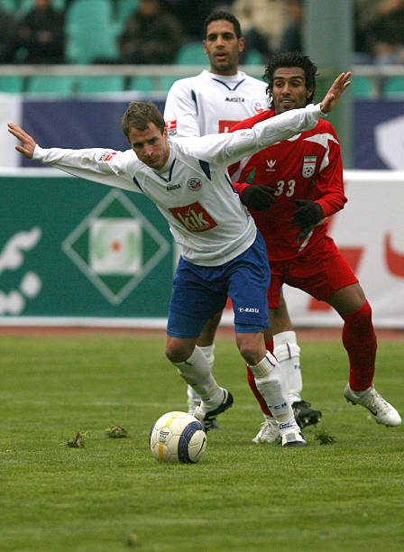 也促使他们 也促使他们