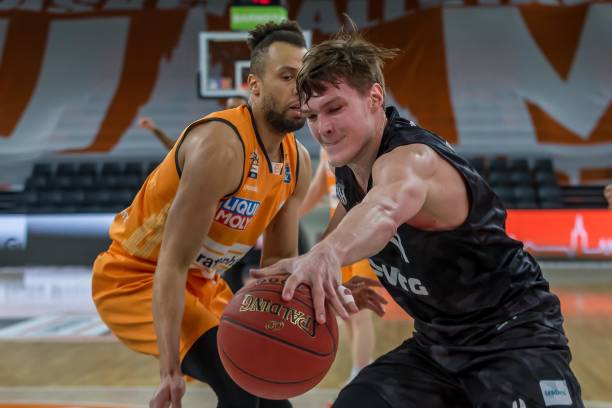 为丹麦提供 为丹麦提供