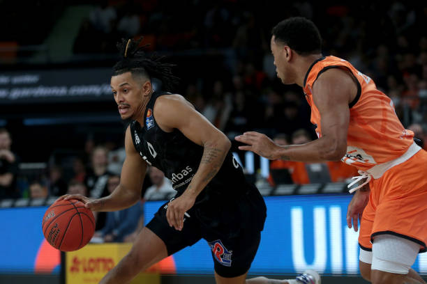 那不勒斯的 那不勒斯的